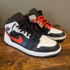 JORDAN 1 CHILE RED